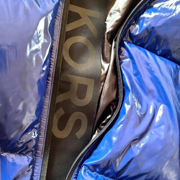 Weekend sale Men's Puffer Hoodie Quilted Patent Nylon Jacket BLUE XS $398 NWOT - Picture 7 of 8